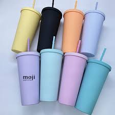 Ly nhựa màu pastel